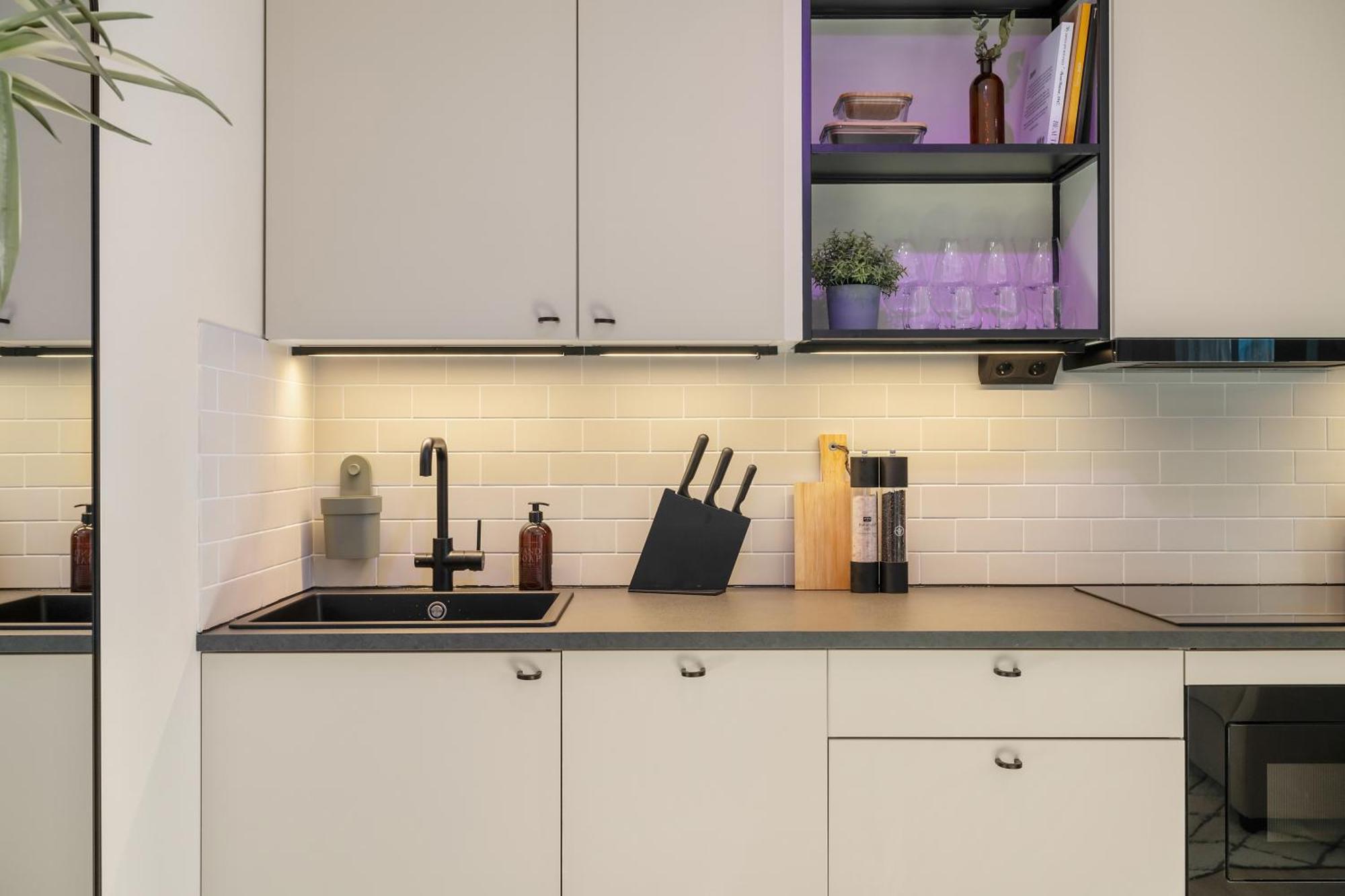 Home Away Apartments Стокхолм Екстериор снимка